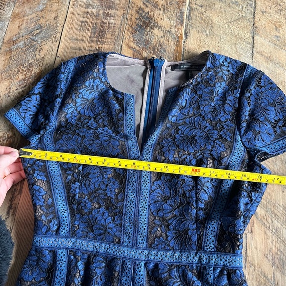 BCBG Maxazria Cailean blue and black Lace Gown SZ 2 - Picture 9 of 15